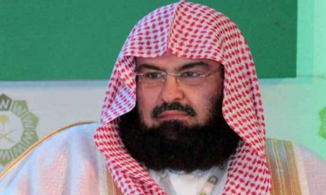 امام کعبہ کا سوشل میڈٰیا پر پابندی کے قوانین کے نفاذ پر زور