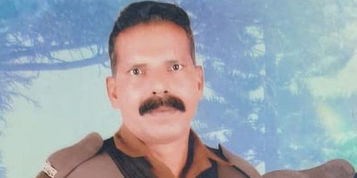 بھارت میں بیٹی کی ویڈیو وائرل ہونے پر احتجاج کرنے والے باپ کو پیٹ پیٹ کر مار ڈالا ہے۔