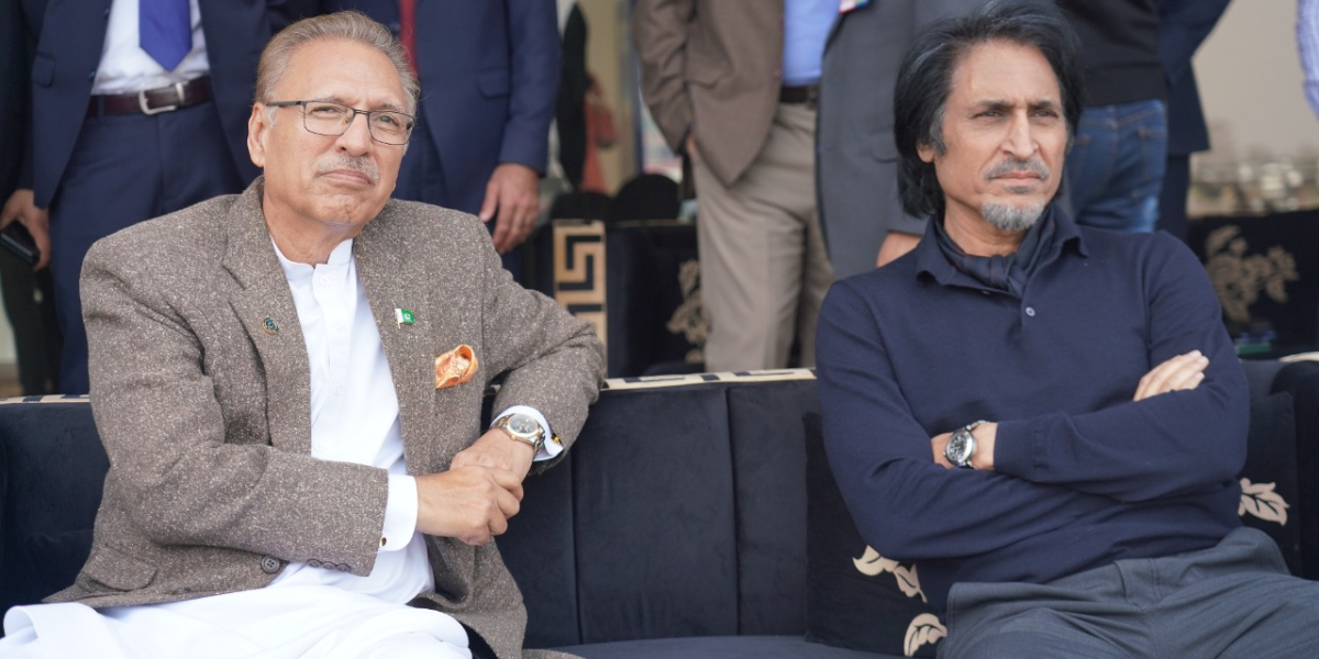 پنڈی ٹیسٹ؛ صدر عارف علوی پہلے دن کا میچ دیکھنے اسٹیڈیم پہنچ گئے