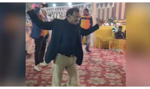 ڈانس
