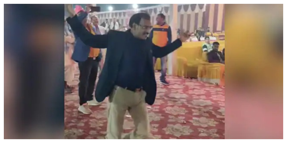 ڈانس