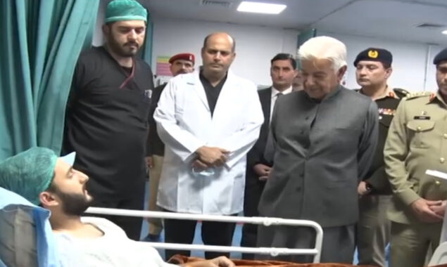 وزیر دفاع خواجہ آصف