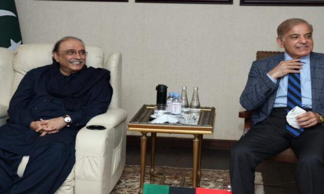 وزیر اعظم شہباز شریف اور سابق صدر آصف زرداری