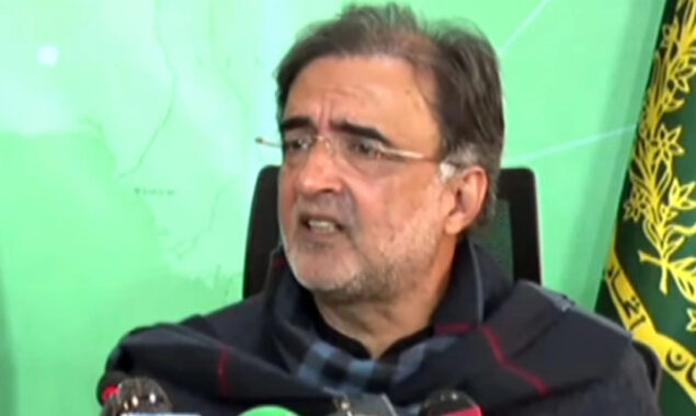 قمر زمان کائرہ