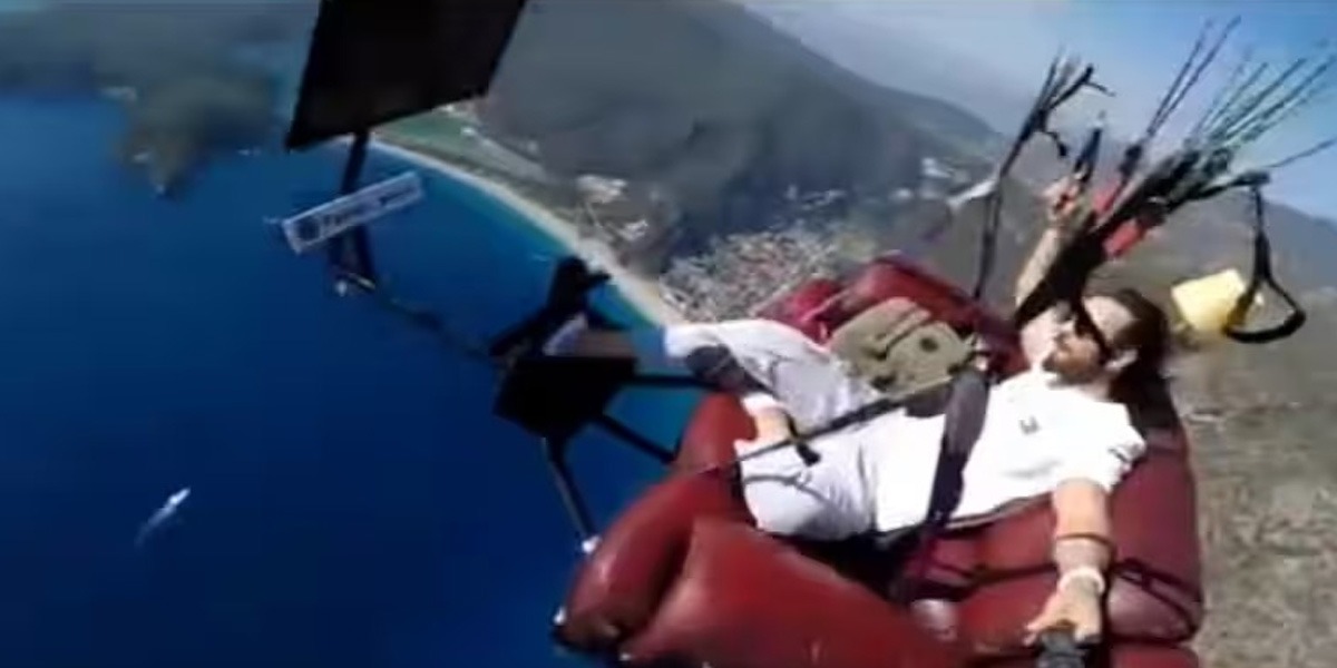 پیرا گلائیڈنگ