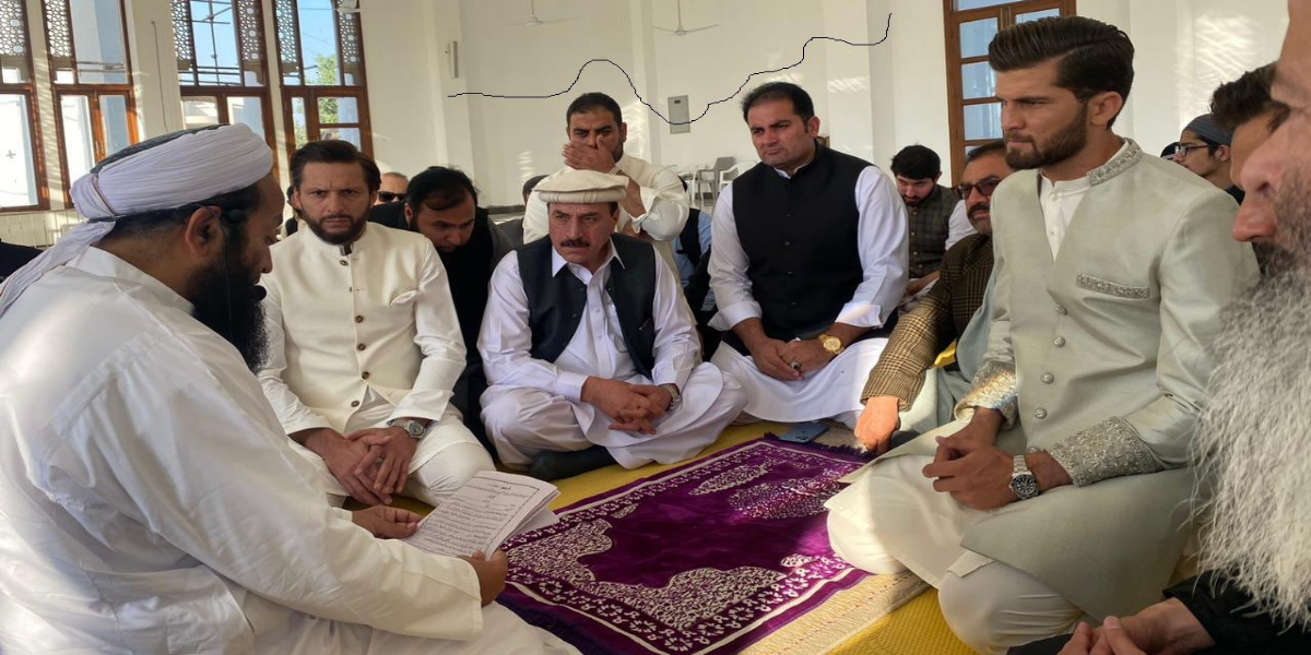 شاہین آفریدی اور انشاء آفریدی کے نکاح کی ویڈیو سوشل میڈیا پر وائرل