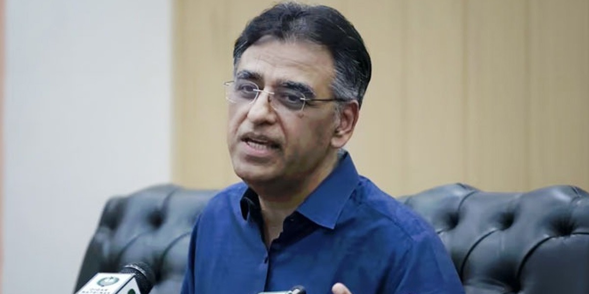 اسد عمر