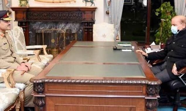 آرمی چیف کی وزیر اعظم شہباز شریف سے ملاقات