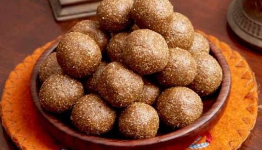 باجرے کے لڈو