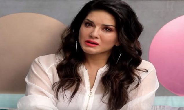 بھارتی اداکارہ سنی لیونی کے گھر سے انتہائی افسوسناک خبر آگئی