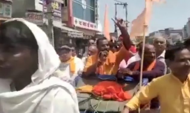 بھارت میں مسلمانوں کو دو دن کے اندر گھر چھوڑنے کی دھمکی