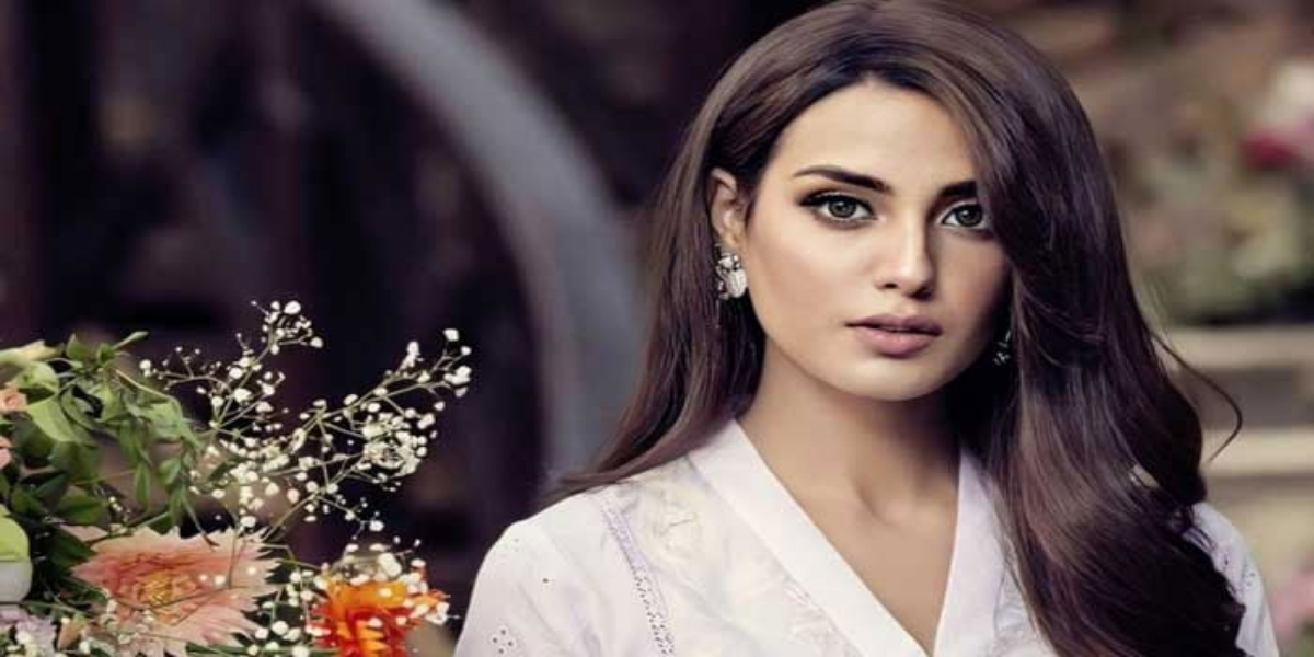 اقرا عزیز
