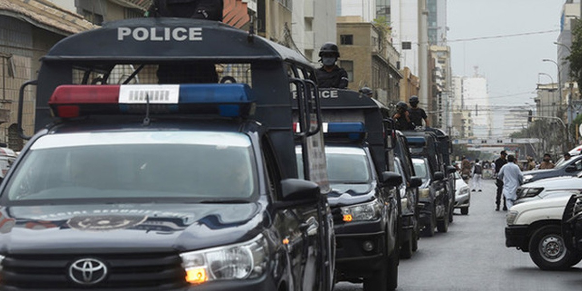 کراچی پولیس