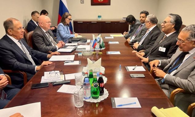 نگران وزیر خارجہ