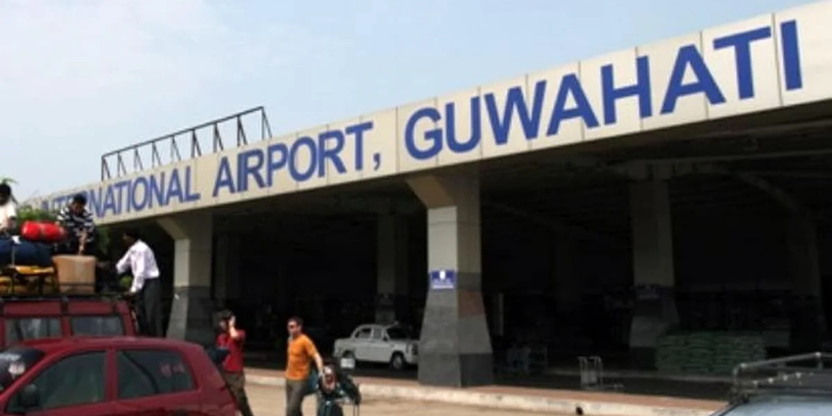 بھارتی ایئرپورٹ پر نماز پڑھنے کے لیے علیحدہ جگہ فراہم کرنے کی درخواست خارج