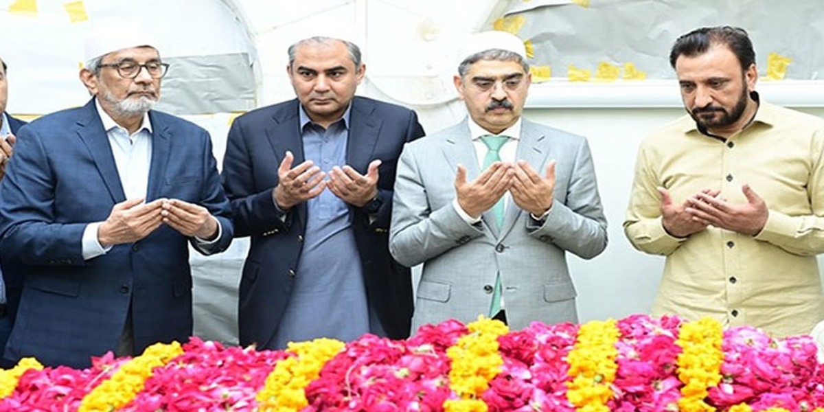 نگران وزیر اعظم