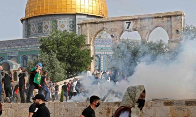 اسرائیل نے مسجد اقصیٰ کو مسلمانوں کے لیے بند کردیا