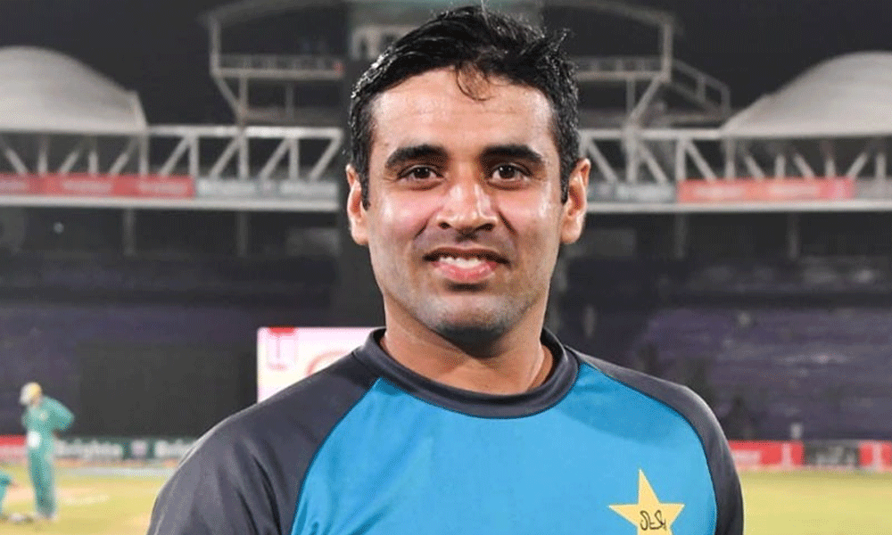عابد علی نے فرسٹ کلاس کرکٹ میں نیا سنگِ میل عبور کرلیا