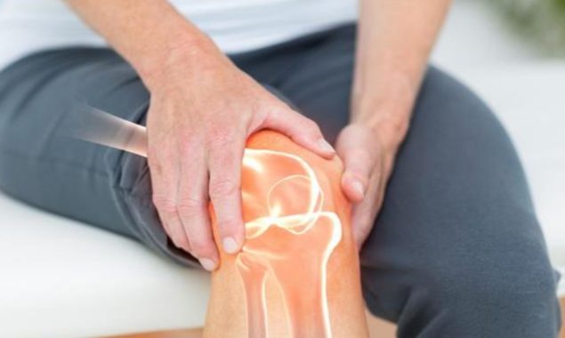 موسم سرما میں جوڑوں کے درد سے نجات کے لیے آزمائیں یہ آسان سا حل