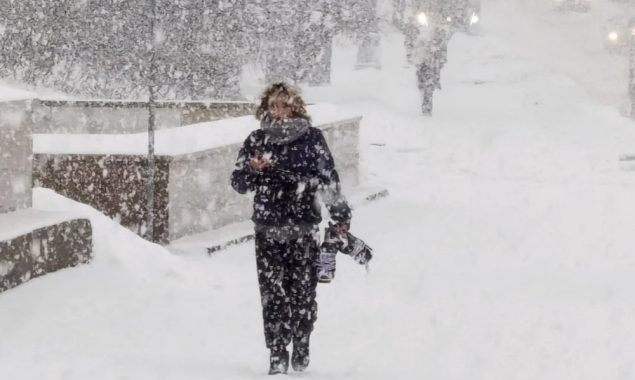 روس میں برفباری نے 145 سالہ ریکارڈ توڑ دیا