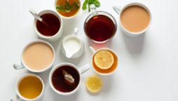 چائے اور کافی میں چینی ملانے سے صحت پر کیا اثر پڑتا ہے؟