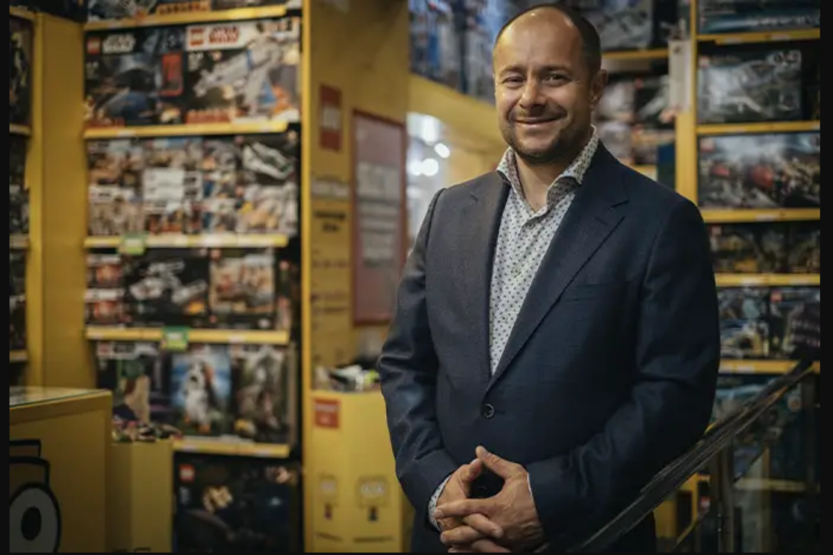 دنیا میں سب سے زیادہ لیگو سیٹ رکھنے کا عالمی اعزاز کس شخص نے اپنے نام کرلیا؟