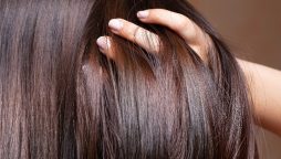 خوبصورت اور صحت مند بالوں کے لیے ماہرین کے نزدیک بہترین غذا کونسی ہے؟