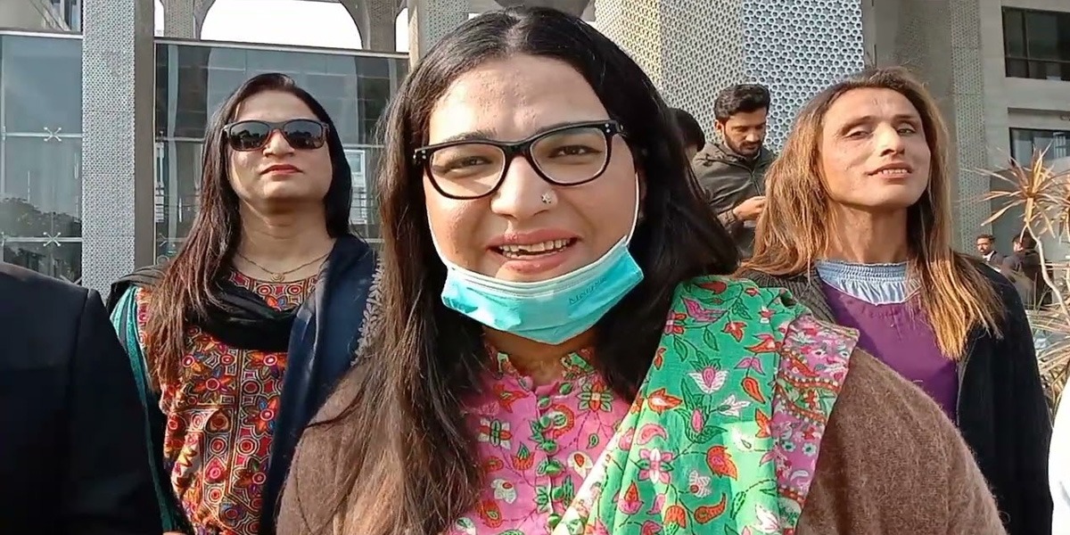 خواجہ سرا نایاب علی