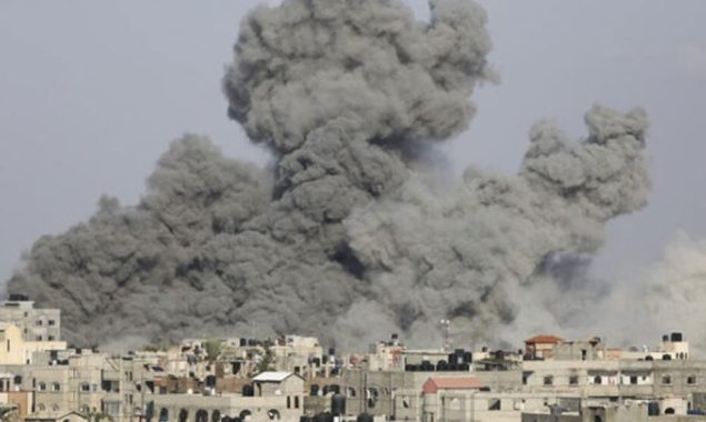 اسرائیل کی خان یونس میں بمباری، 77 فلسطینی شہید درجنوں زخمی