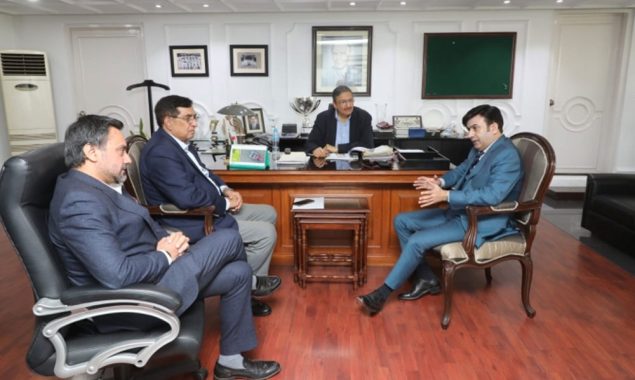 پی سی بی کی تاریخی ارباب نیاز اور حیات آباد اسٹیڈیم کو تحویل میں لینے کی درخواست