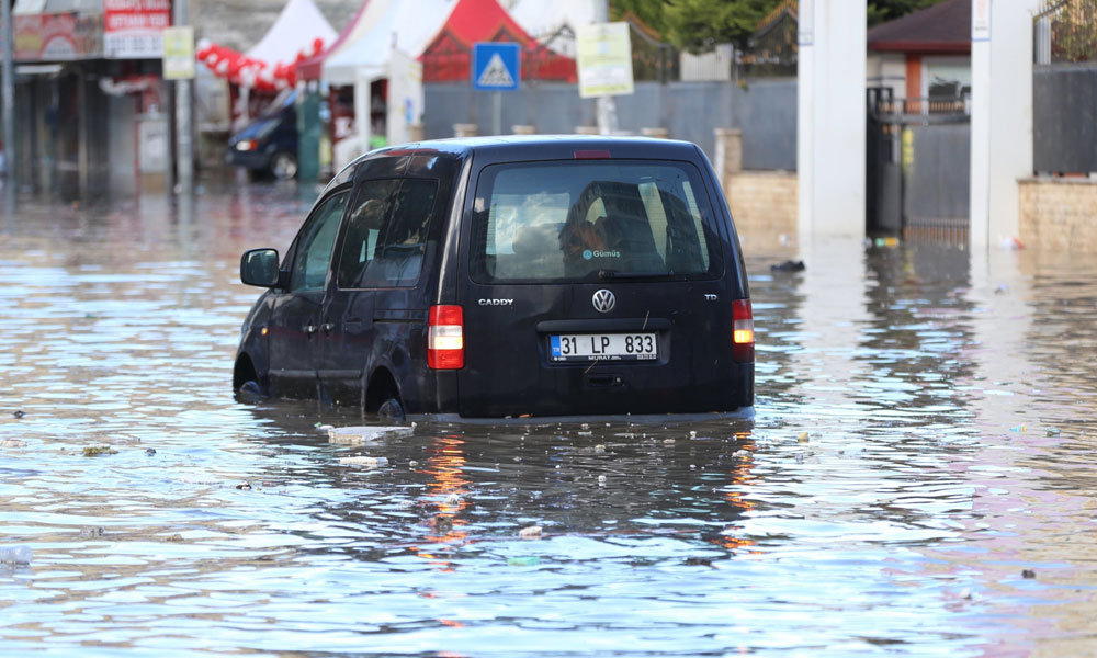 ترکیہ کے جنوبی علاقوں میں شدید بارشوں نے تباہی مچادی