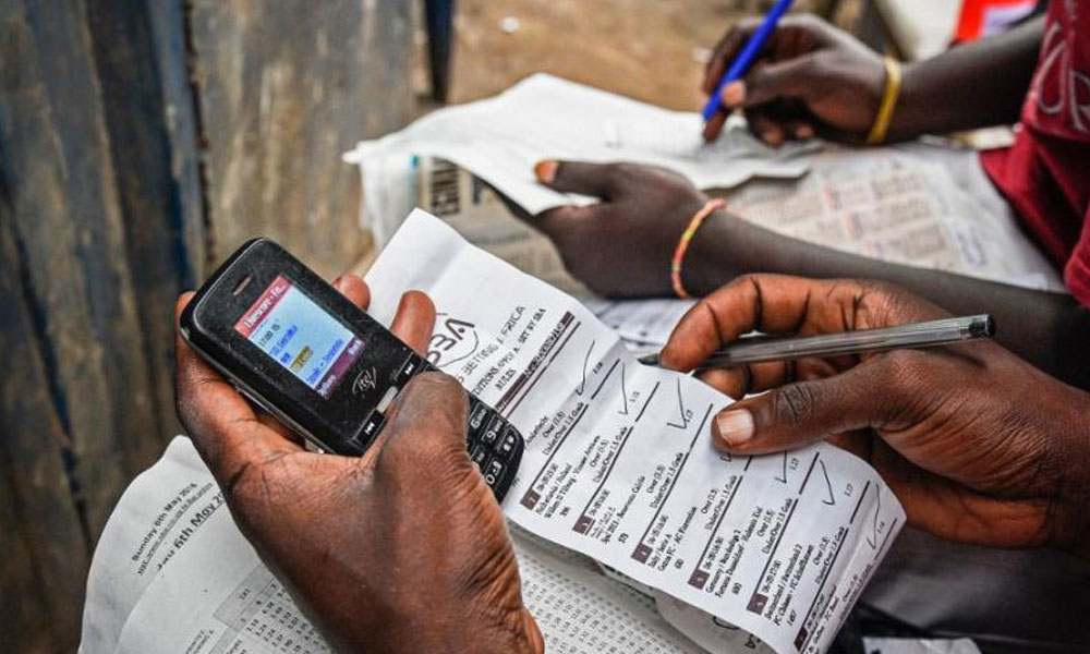 پی ایس ایل 9 کے آغاز سے قبل لاہور پولیس کا سٹے بازوں کے خلاف سخت کریک ڈاؤن