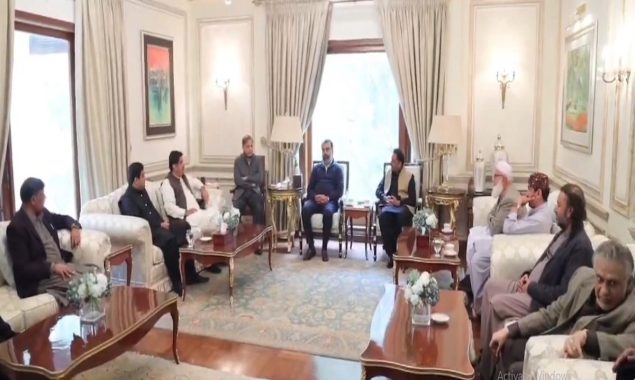 آزاد امیدوار