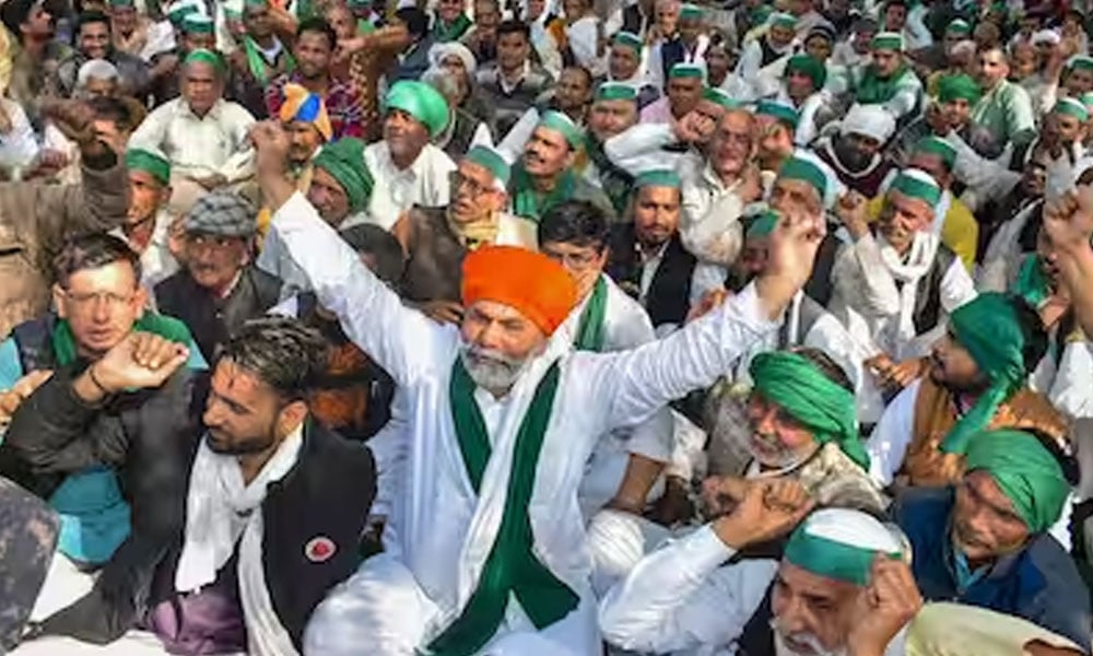 مودی سرکار کے خلاف سراپا احتجاج بھارتی کسان آج بلیک فرائیڈے منا رہے ہیں