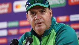 بابراعظم اور محمد رضوان ٹی ٹوئنٹی کرکٹ کے لیے موزوں نہیں رہے، مکی آرتھر نے پنڈورہ باکس کھول دیا