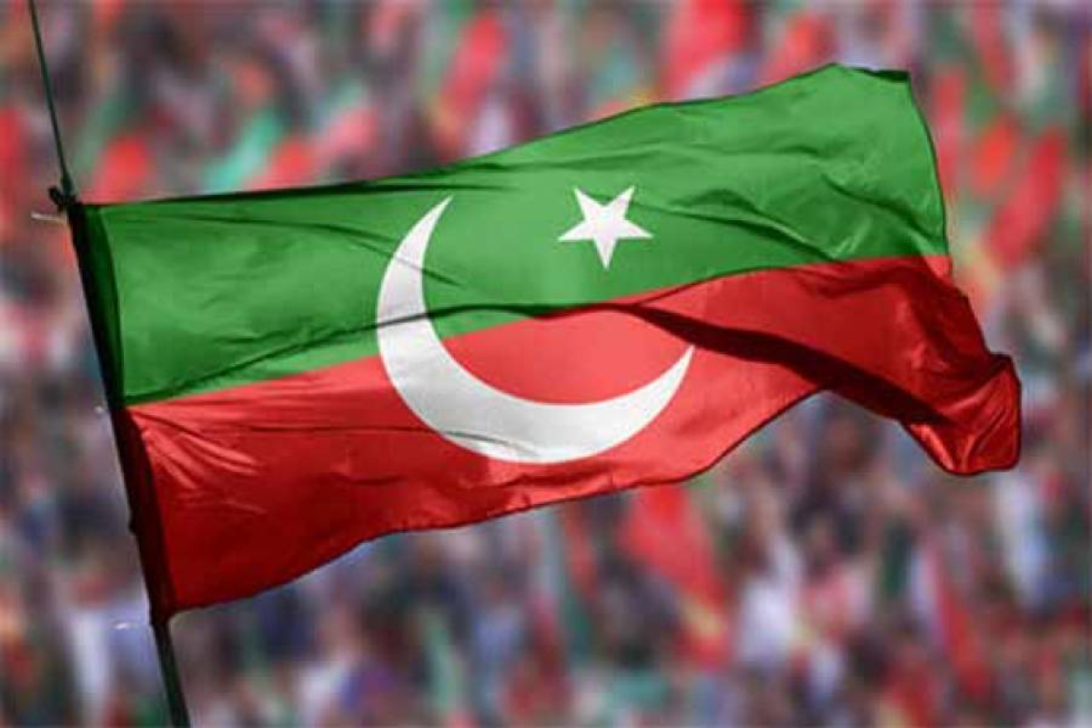 قید پی ٹی آئی رہنماؤں اور بانی کے درمیان اختلافات سر اٹھانے لگے، بغاوت کے آثار نمایاں