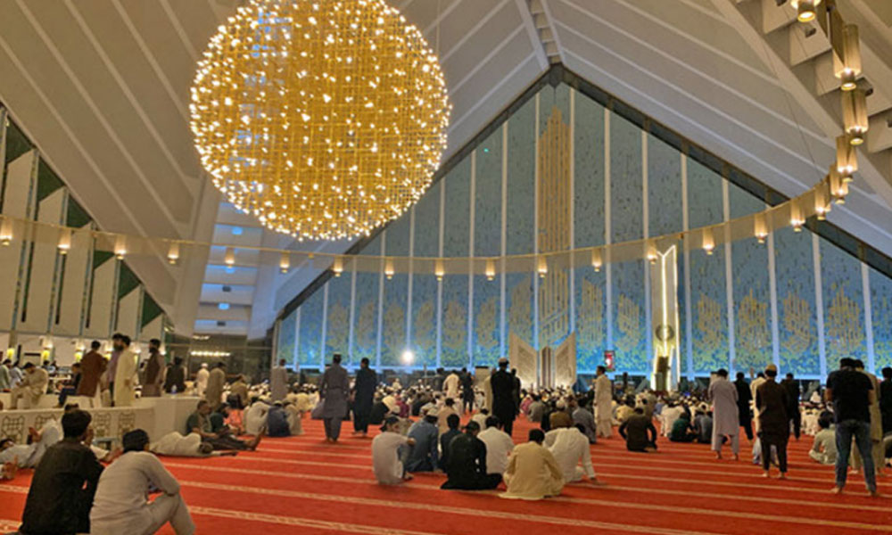 رواں سال فیصل مسجد میں اعتکاف کرنے والوں کی تعداد آدھی ہوگئی