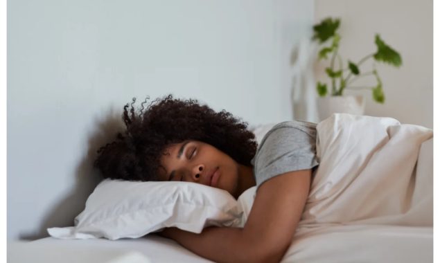 اس کروٹ سونا کئی امراض کا باعث بن سکتا ہے