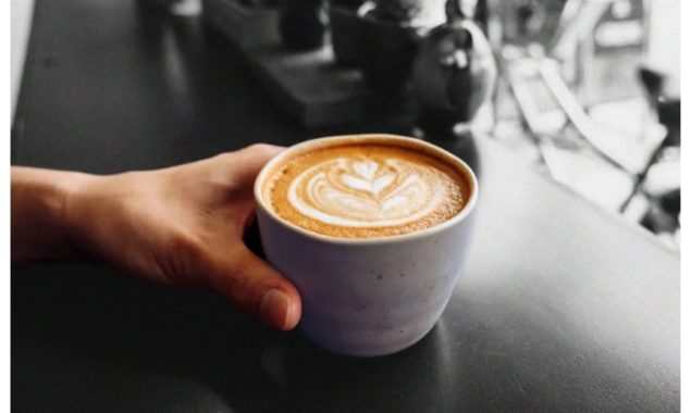 کافی میں عمر رسیدہ افراد کے لیے مددگار قدرتی جزو دریافت