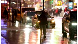 مصنوعی روشنیوں سے جگمگاتی راتیں فالج کے خطرے کو بڑھارہی ہیں، تحقیق