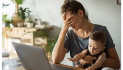 ماں کی خراب دماغی صحت، بچے کے لیے خطرناک ہوسکتی ہے