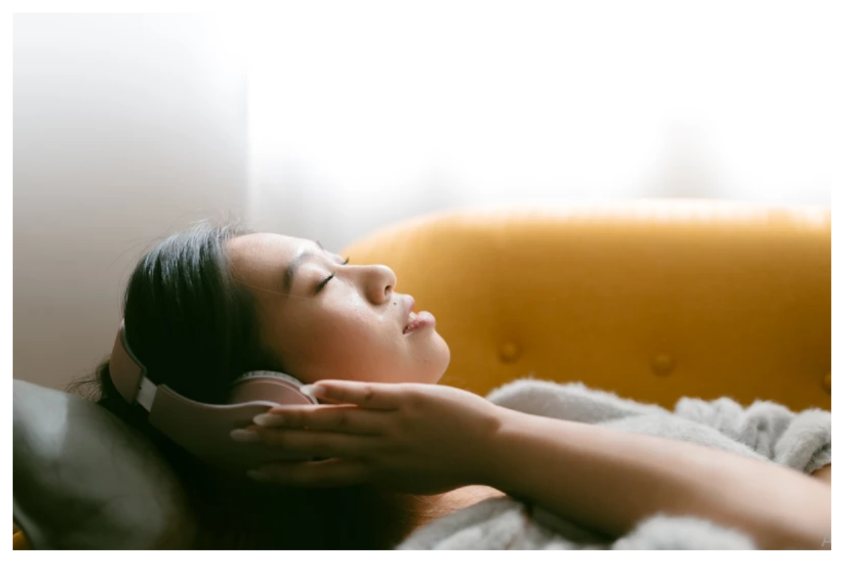 روزانہ دوگھنٹے تک موسیقی سننا خاتون کو مہنگا پڑ گیا