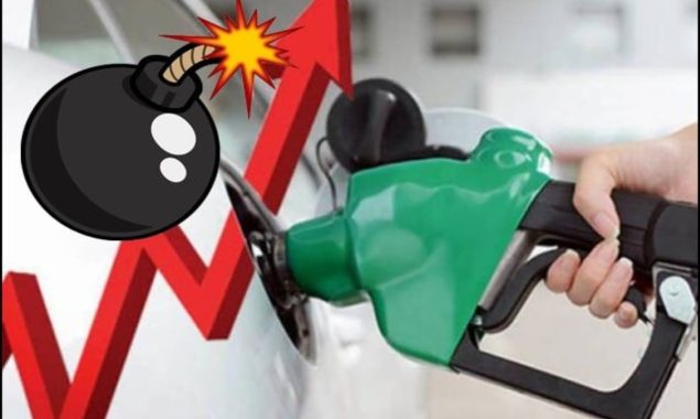 یکم اگست سے پیٹرول قیمتیں بڑھیں گی یا کم ہونے والی ہیں؟