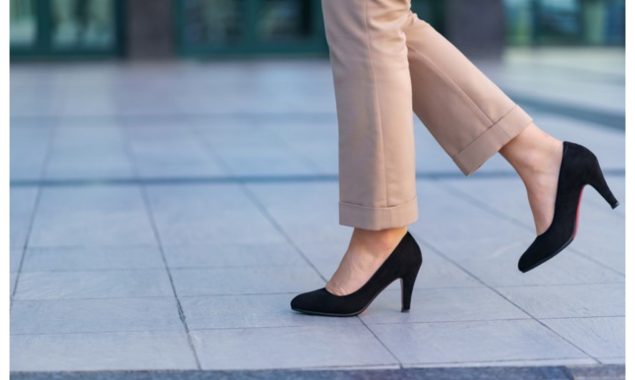 ہائی ہیلز پہننے کے 5 فائدے جنہیں آپ نہیں جانتے