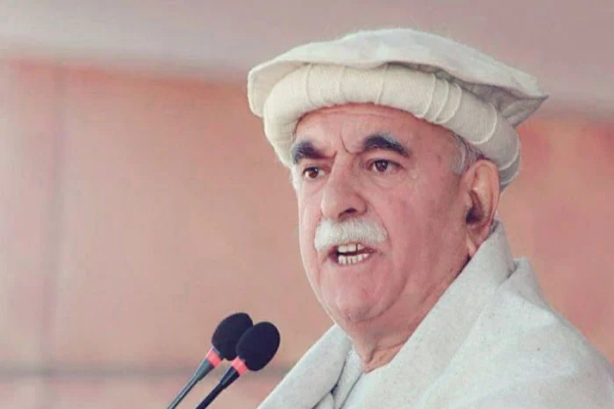 بانی پی ٹی آئی نے محمود خان اچکزئی کو اپوزیشن لیڈر کے لیے نامزد کر دیا