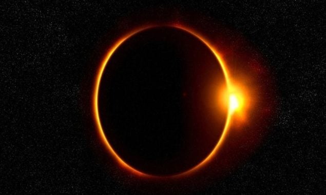 مکمل سورج گرہن