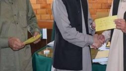 نوشکی میں دہشت گردی کا شکار ہونے والوں کے لواحقین میں امدادی چیک تقسیم