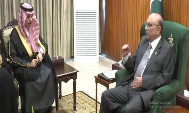 صدر مملکت سے سعودی وزیر خارجہ کی ملاقات، اقتصادی تعاون مزید فروغ دینے کا عزم