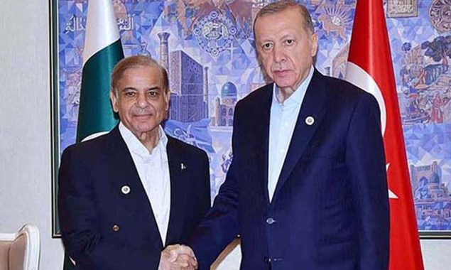 وزیراعظم کا ترک صدر کو فون، عیدالفطر کی مبارکباد کا تبادلہ