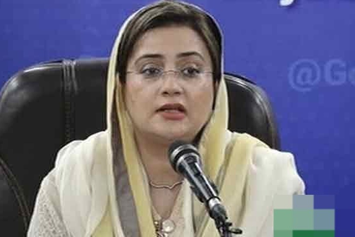 پرامن احتجاج کرنے والے اساتذہ کو معطل کردینا قابل مذمت ہے، عظمیٰ بخاری